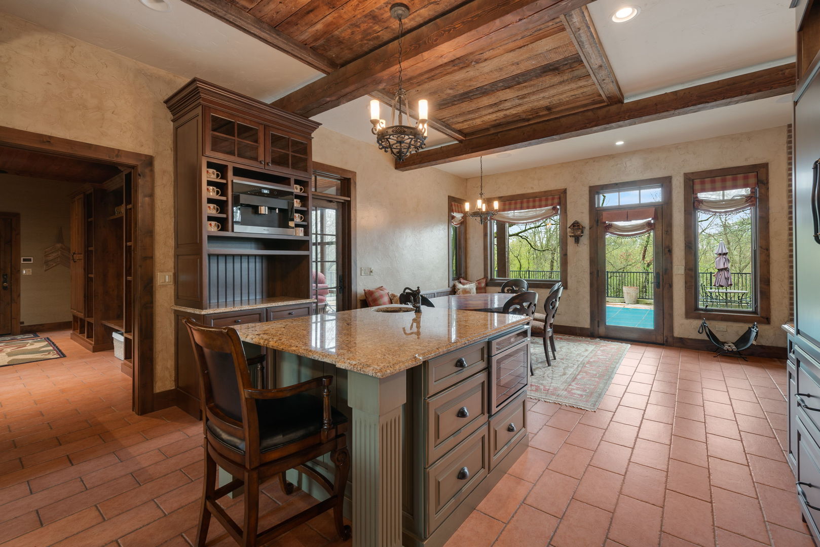 14N306 Highland Avenue, Elgin, IL 60123