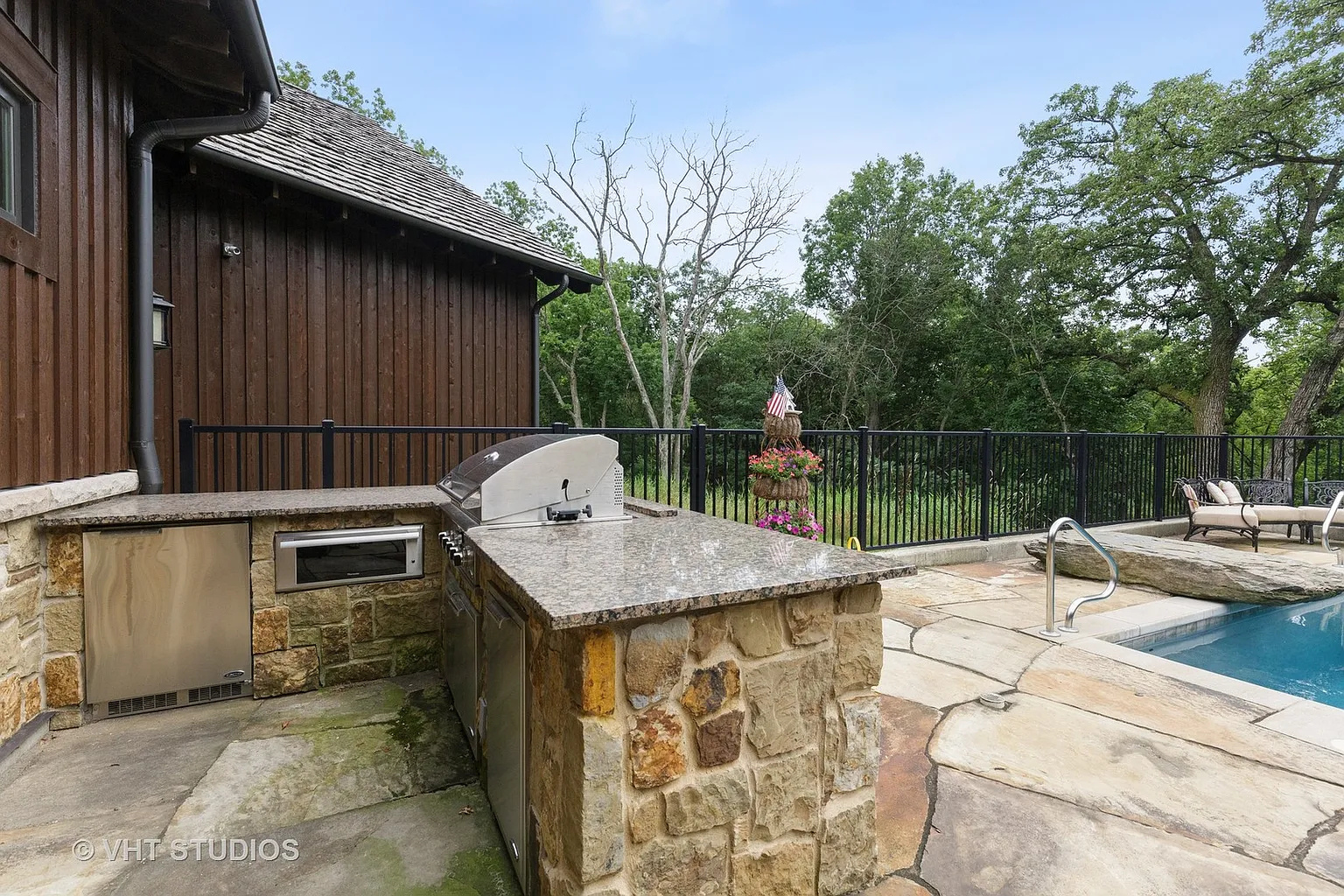 14N306 Highland Avenue, Elgin, IL 60123