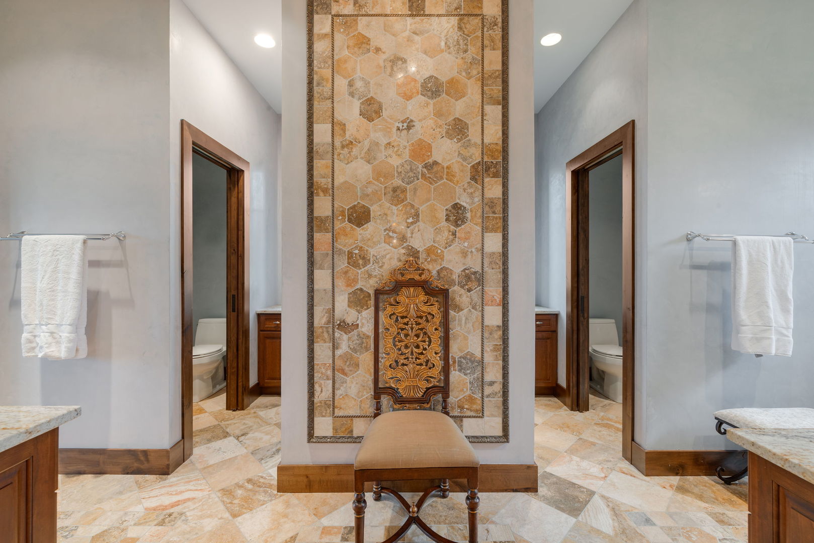 14N306 Highland Avenue, Elgin, IL 60123