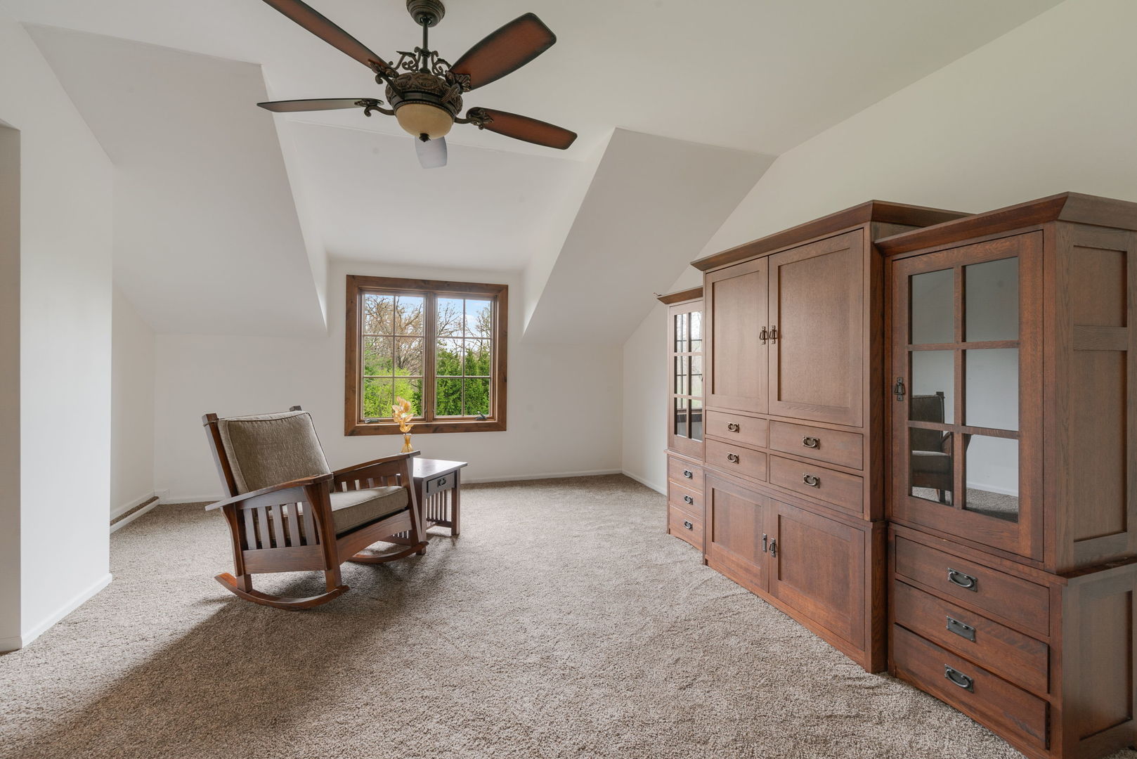 14N306 Highland Avenue, Elgin, IL 60123