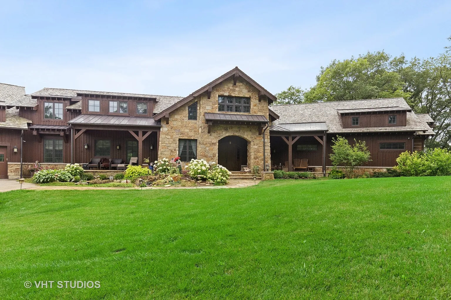 14N306 Highland Avenue, Elgin, IL 60123