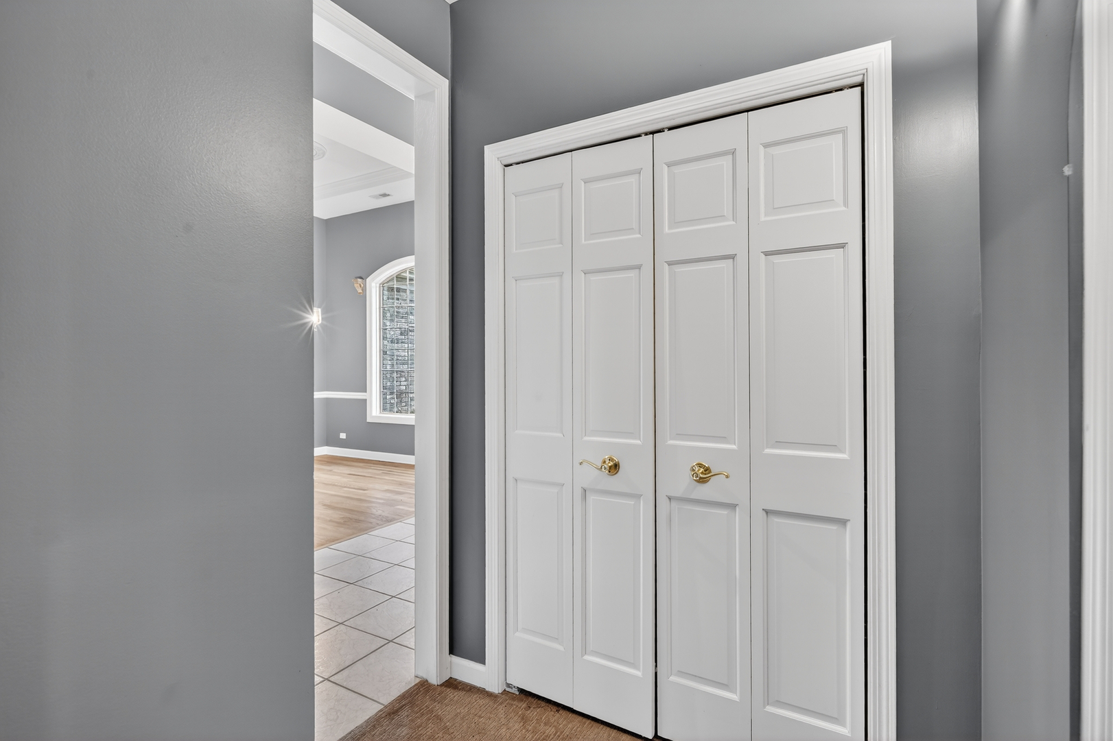 412 Rainbow Drive, Sleepy Hollow, IL 60118