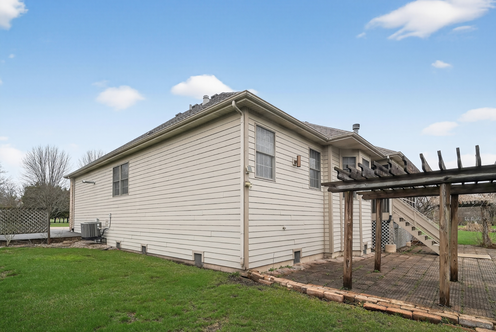 412 Rainbow Drive, Sleepy Hollow, IL 60118