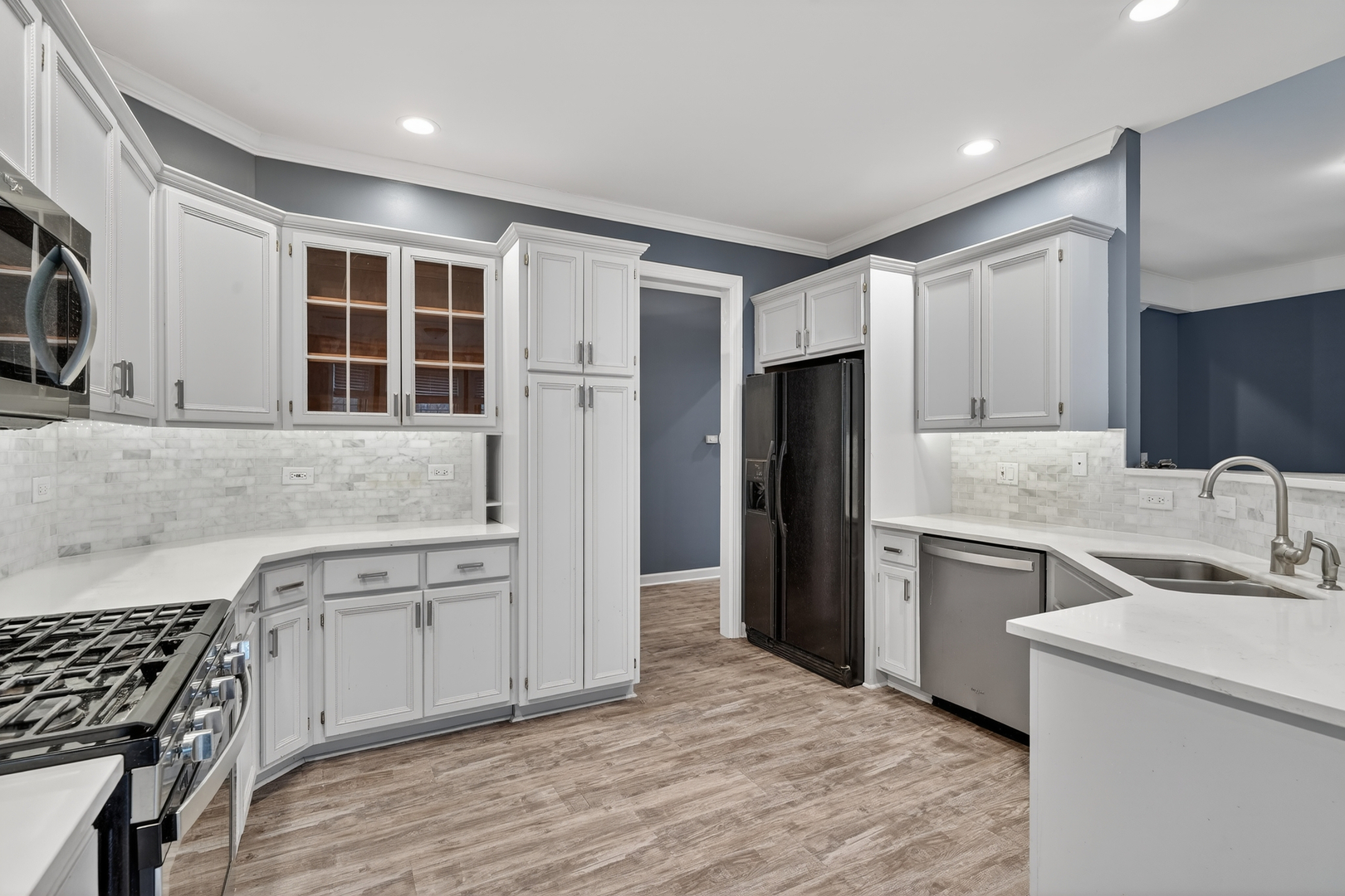 412 Rainbow Drive, Sleepy Hollow, IL 60118