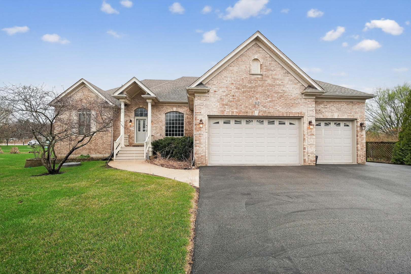 412 Rainbow Drive, Sleepy Hollow, IL 60118