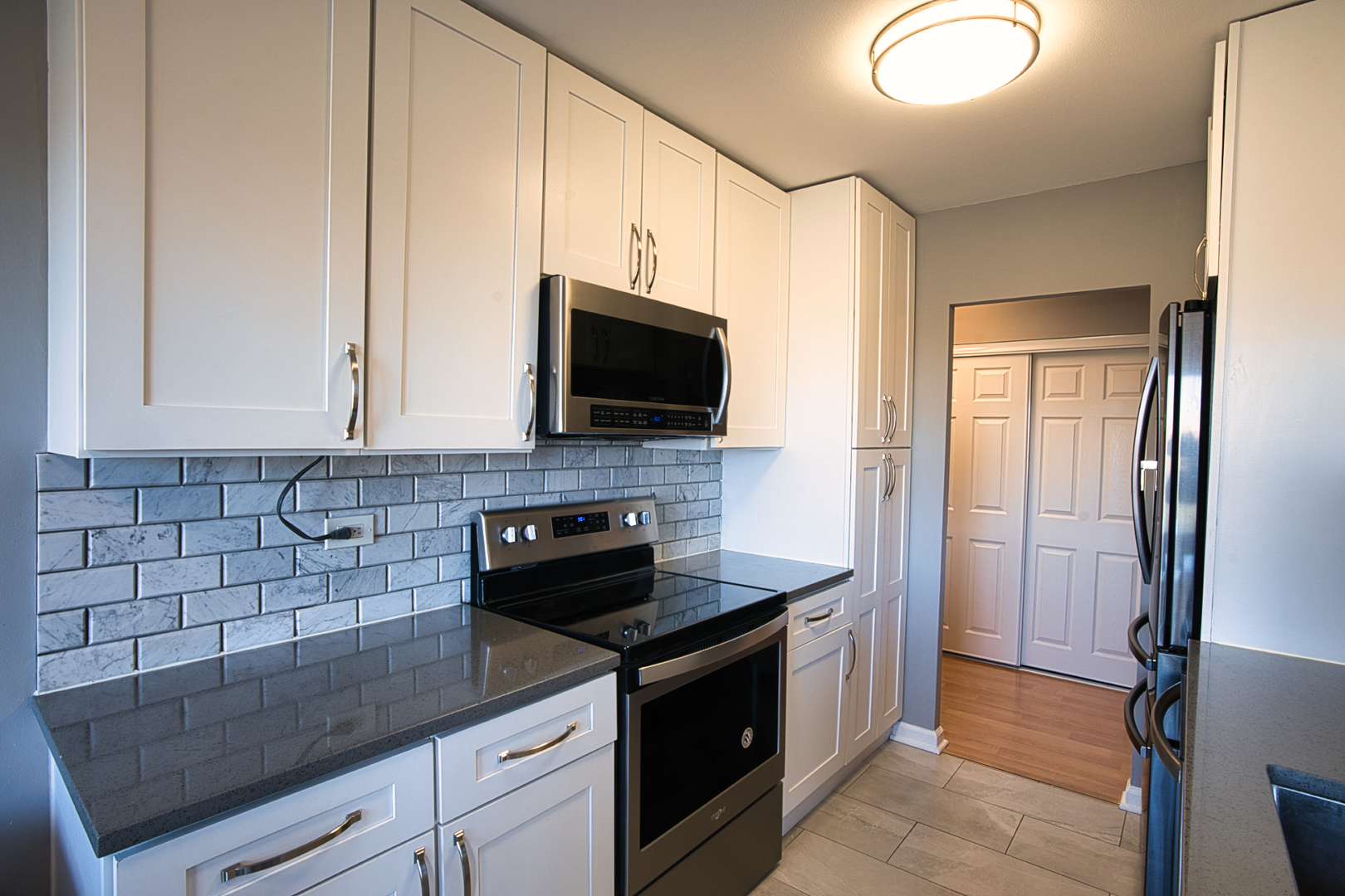 6833 N Kedzie Avenue #410, Chicago, IL 60645