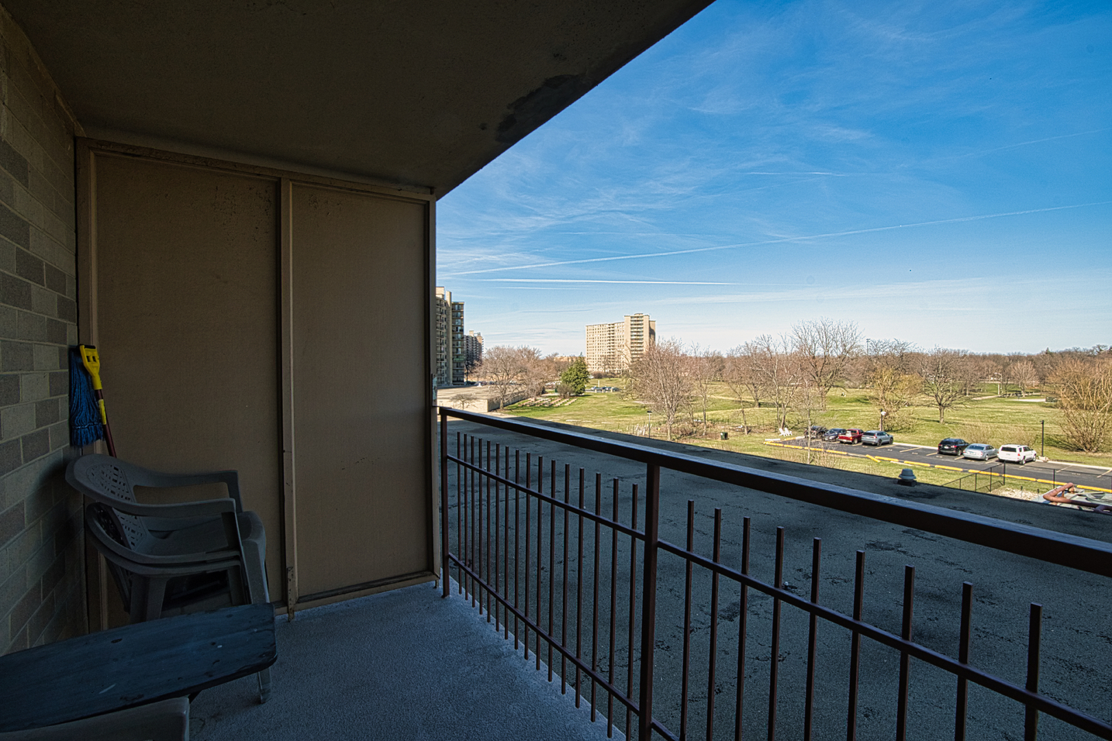 6833 N Kedzie Avenue #410, Chicago, IL 60645