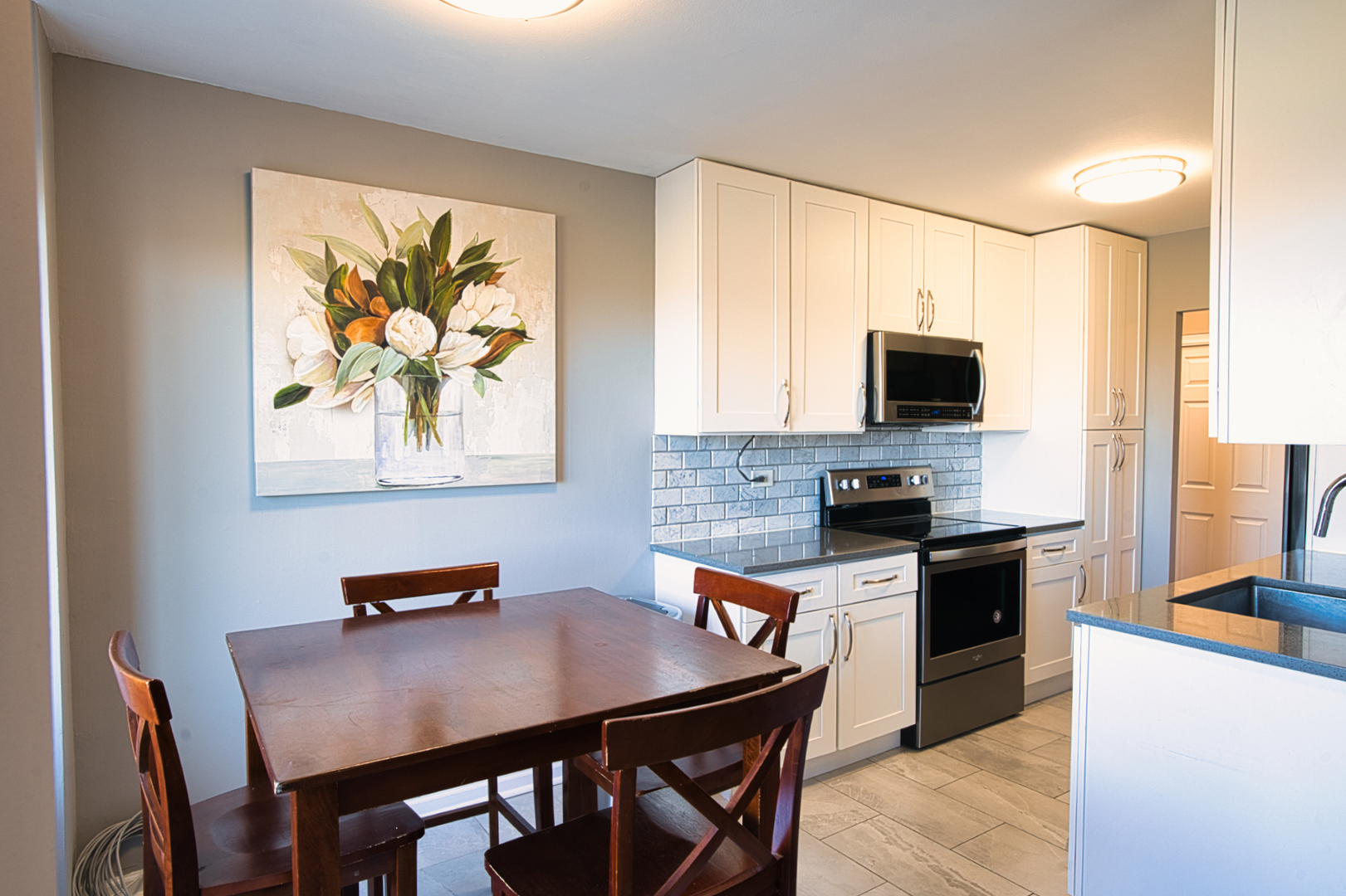 6833 N Kedzie Avenue #410, Chicago, IL 60645