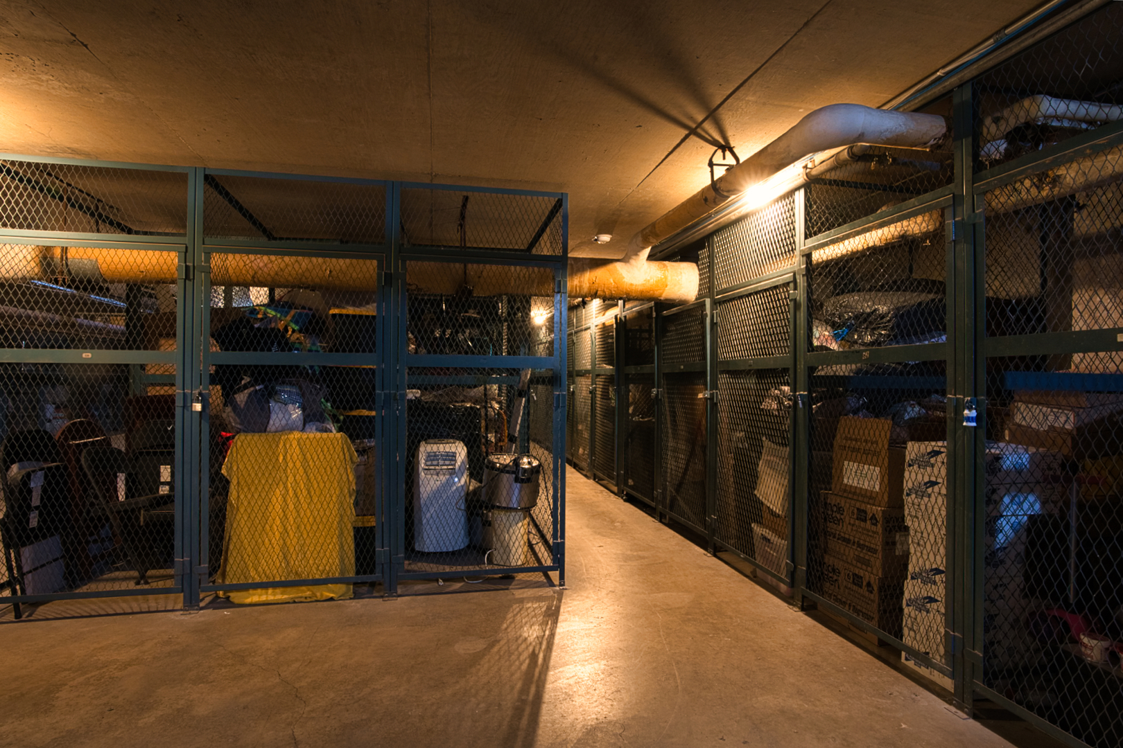 6833 N Kedzie Avenue #410, Chicago, IL 60645