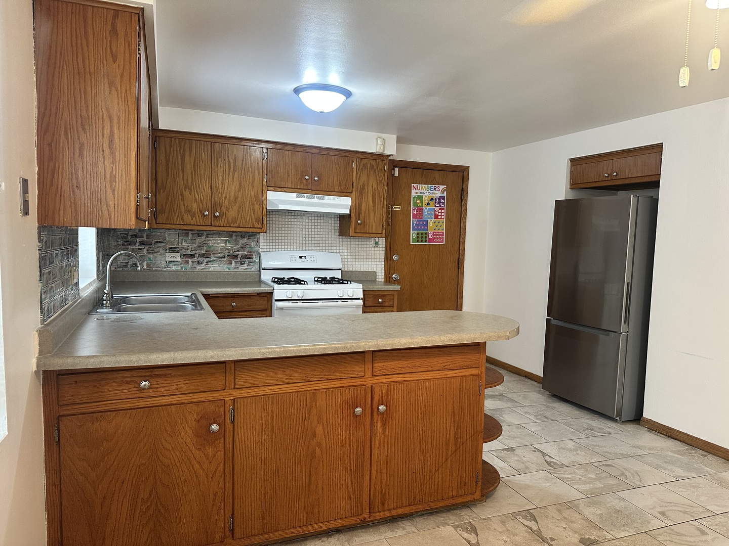 3517 W 79th Street #G, Chicago, IL 60652