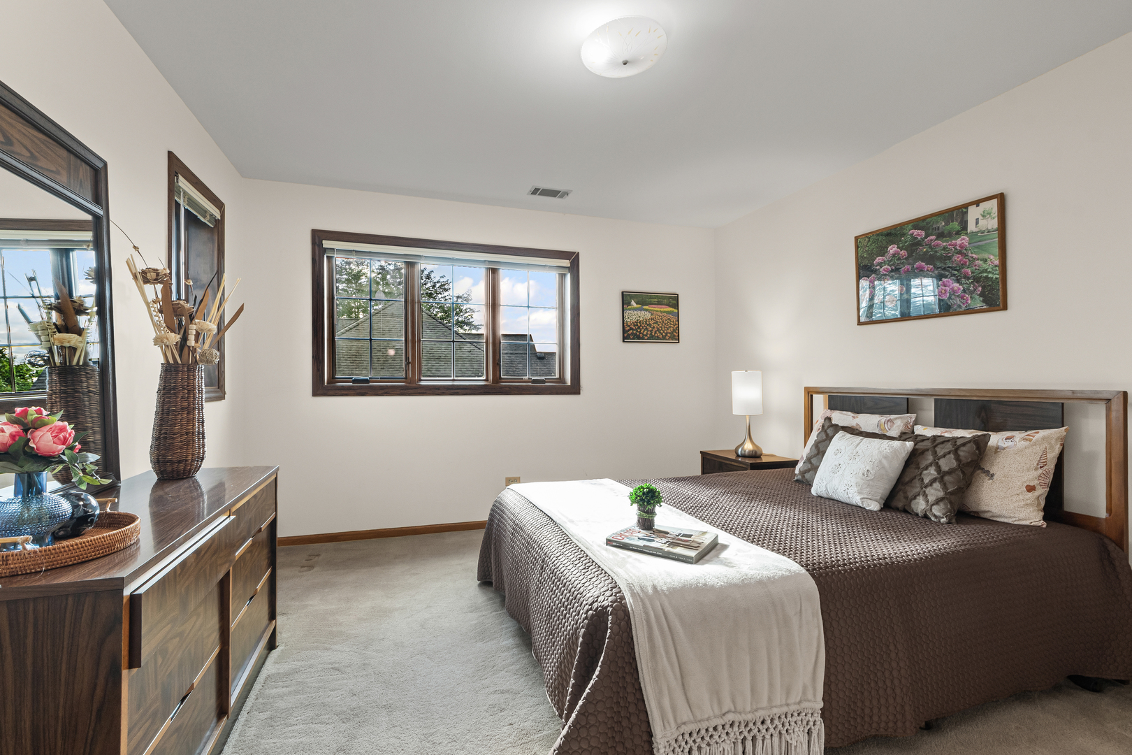 8115 Pluskota Drive, Orland Park, IL 60462