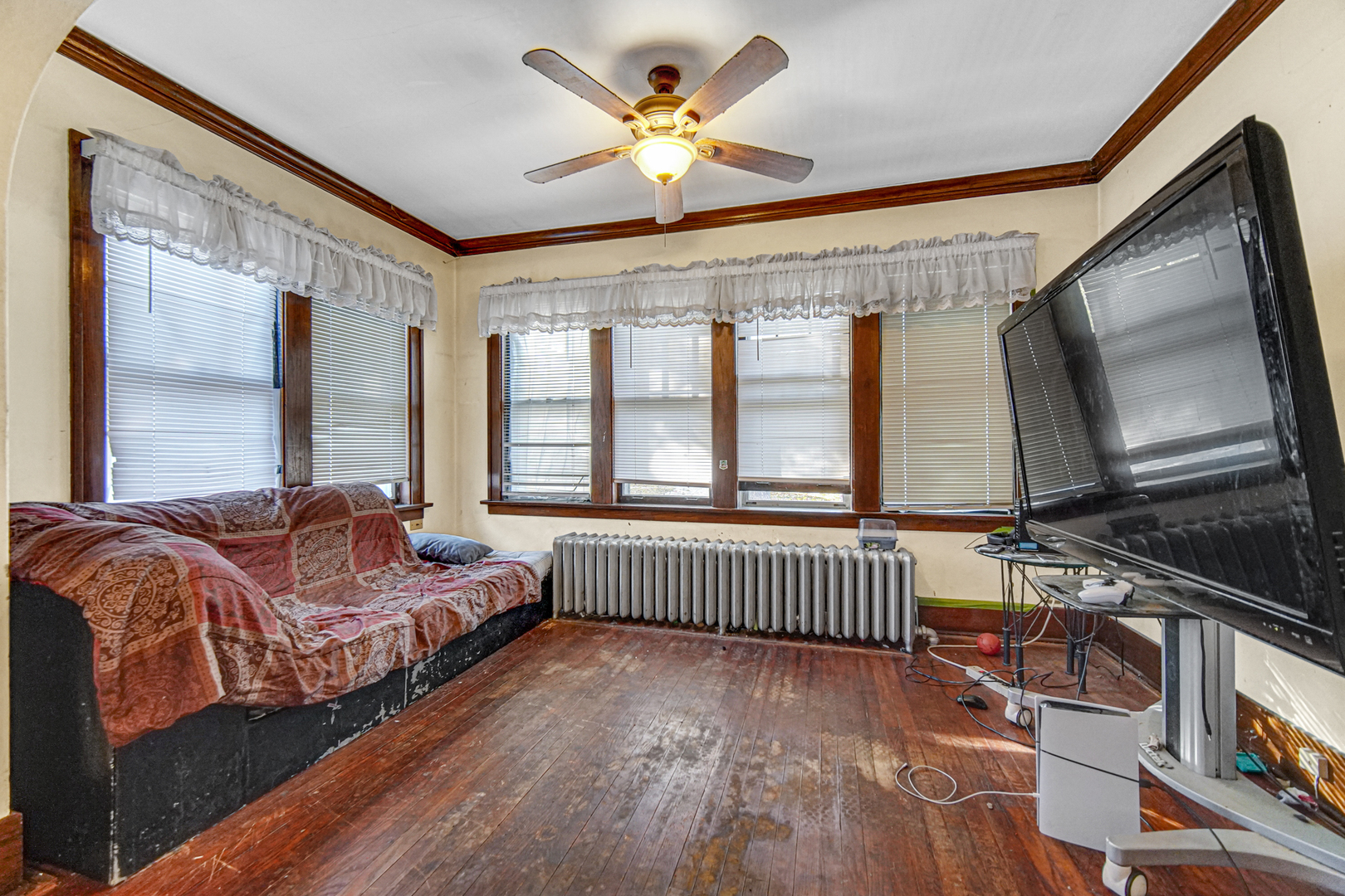 1215 Scott Avenue, Chicago Heights, IL 60411