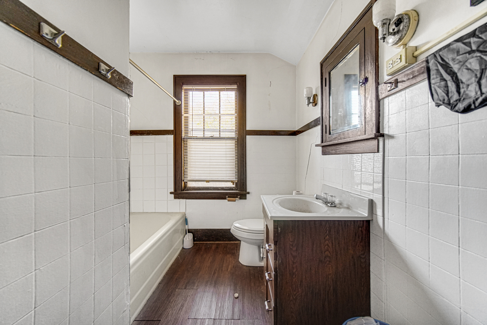 1215 Scott Avenue, Chicago Heights, IL 60411