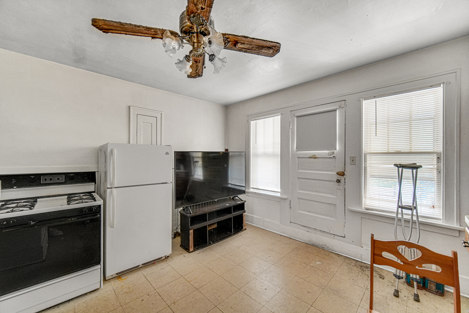 1215 Scott Avenue, Chicago Heights, IL 60411