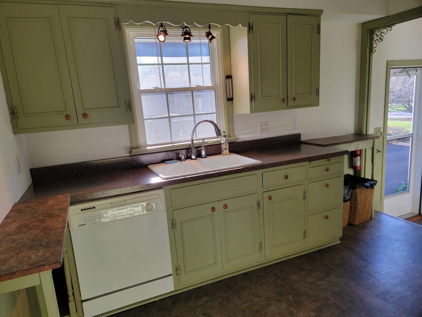 1464 Linden Road, Homewood, IL 60430