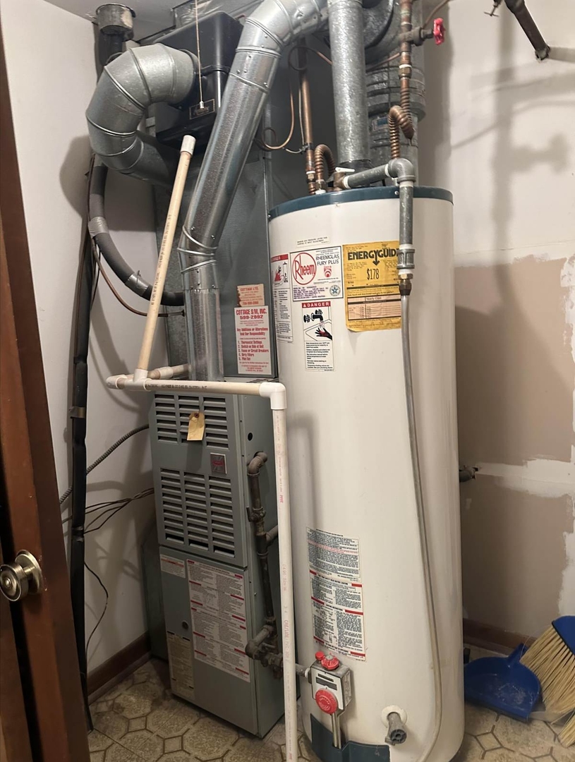 7448 W 153rd Street #2, Orland Park, IL 60462