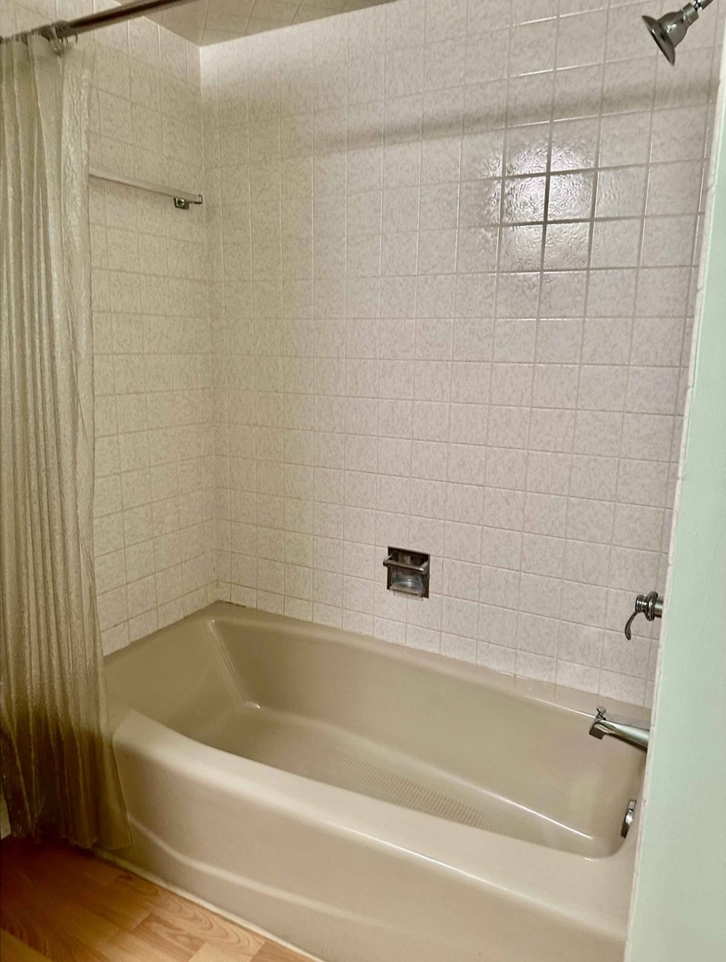 7448 W 153rd Street #2, Orland Park, IL 60462