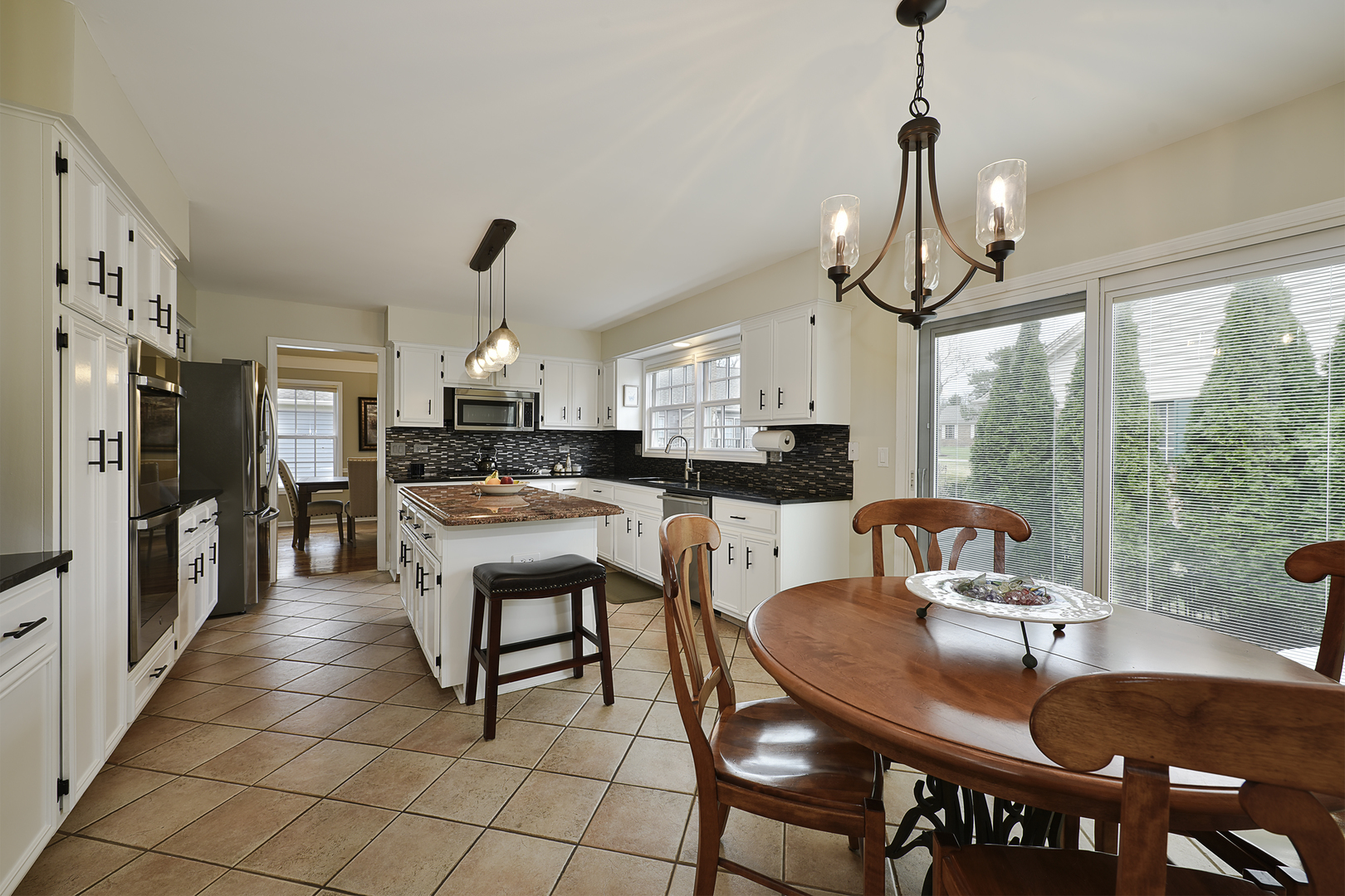 176 Blair Lane, Inverness, IL 60067