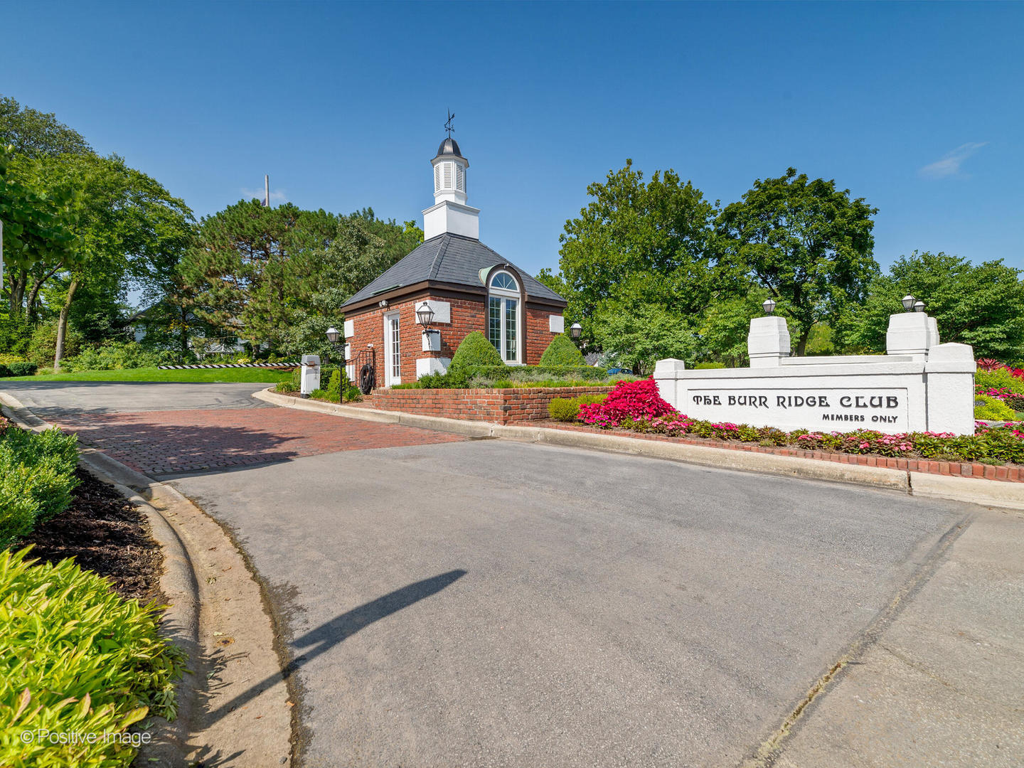 Burr Ridge, IL 60527