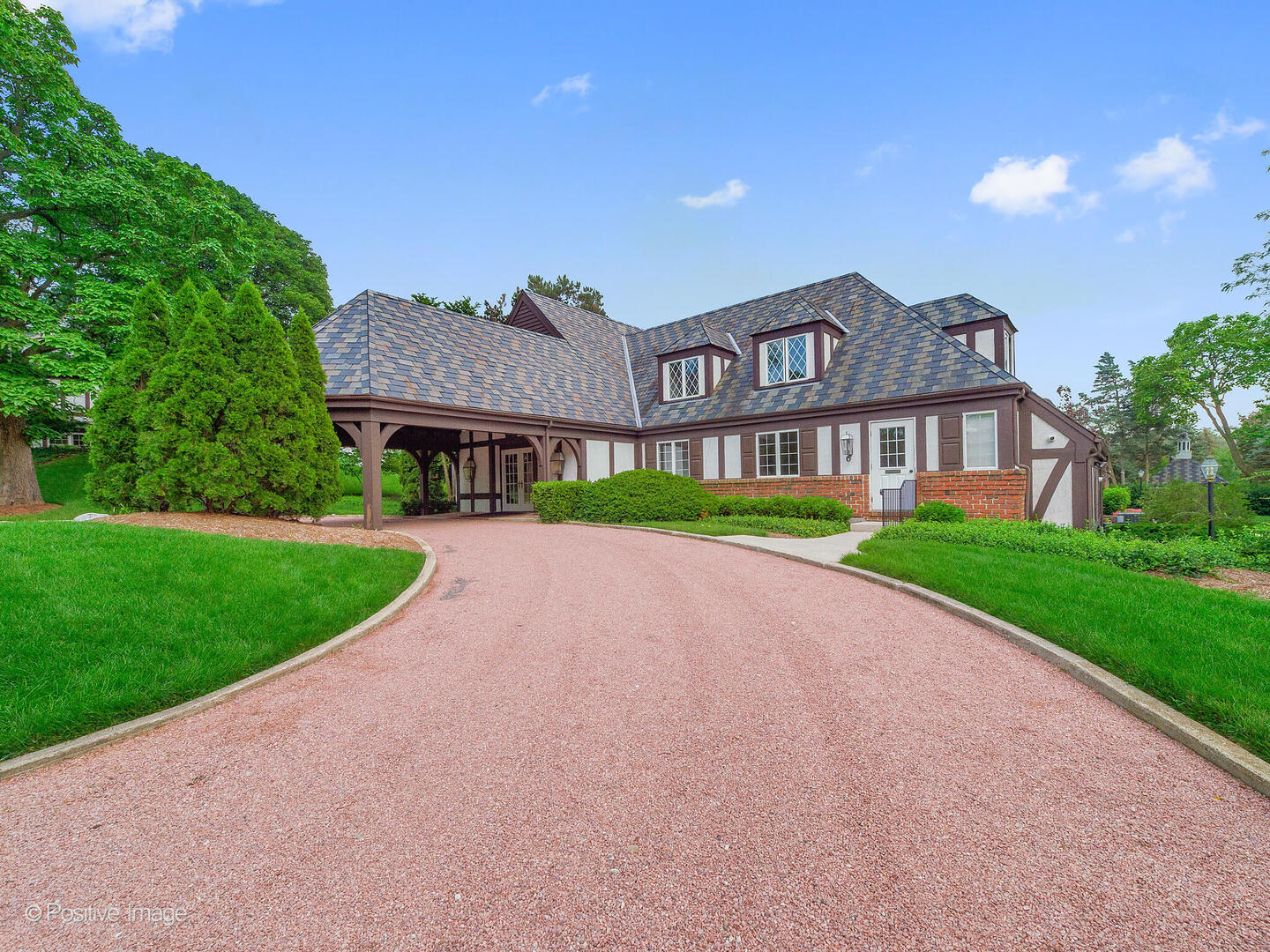 Burr Ridge, IL 60527