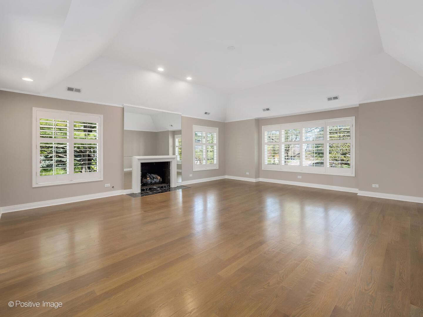 Burr Ridge, IL 60527