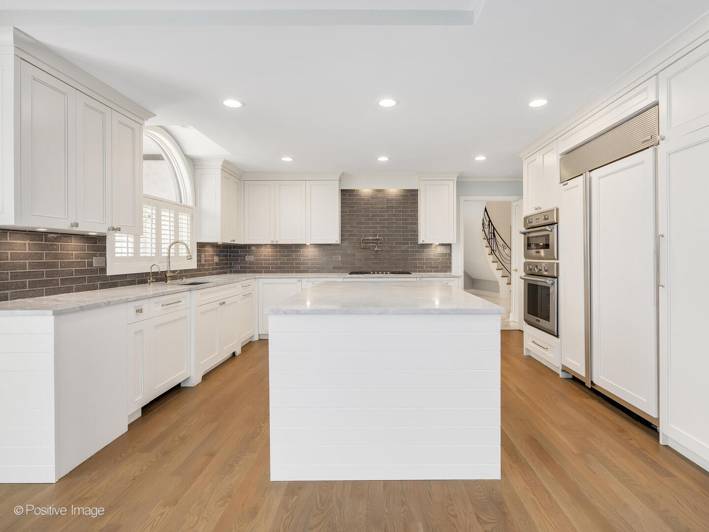 Burr Ridge, IL 60527