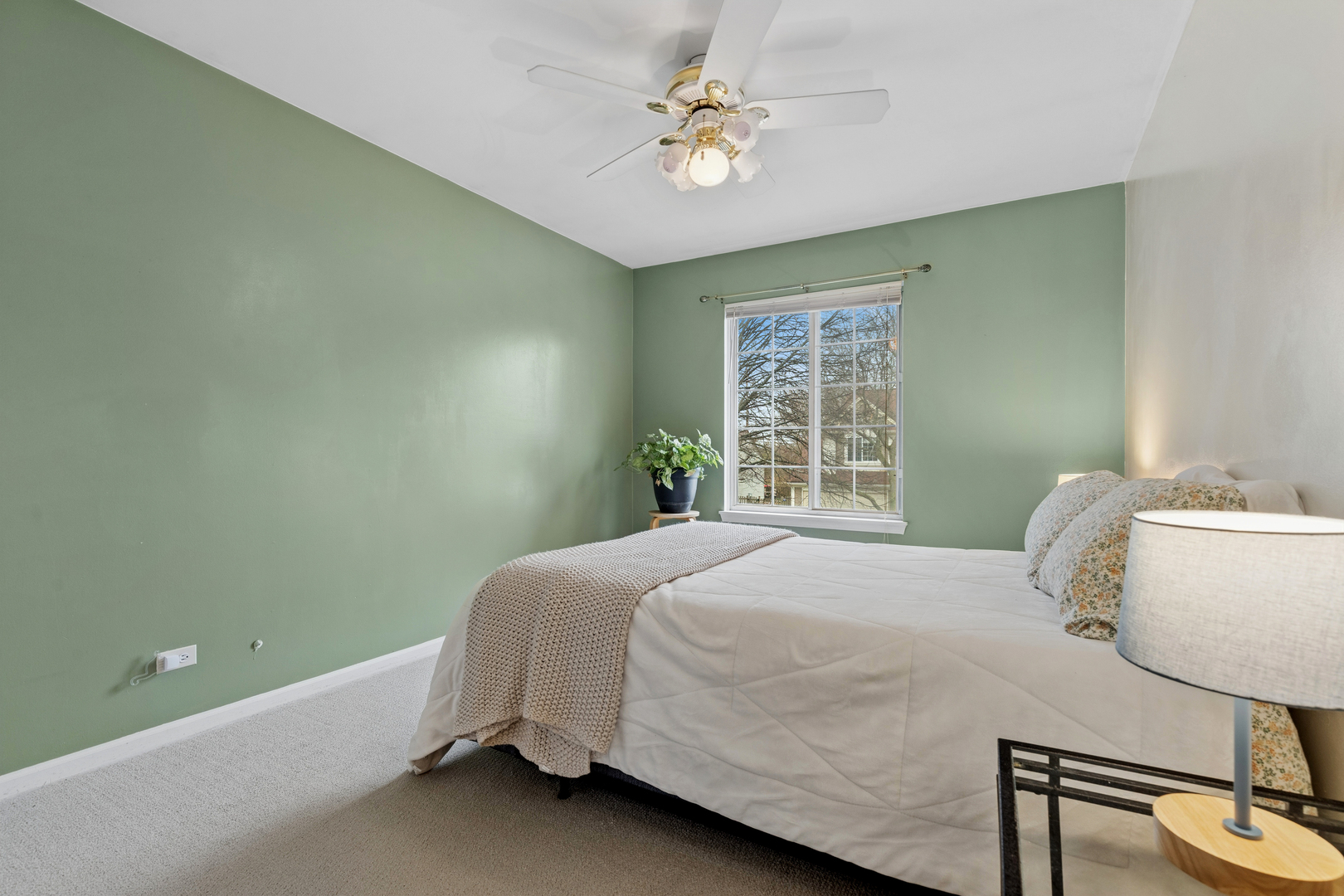 963 Tylerton Circle, Grayslake, IL 60030