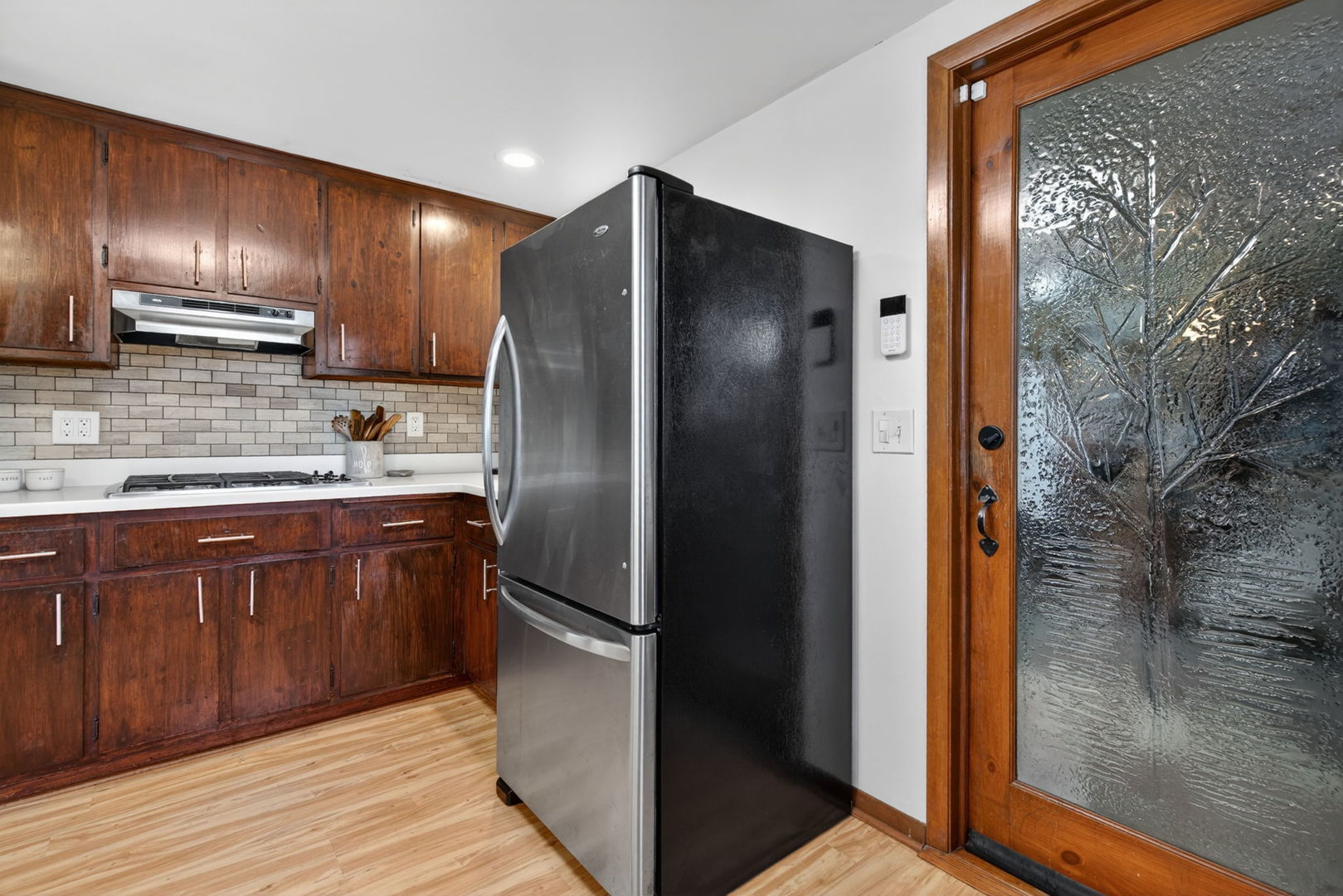 451 Colorado Avenue, Aurora, IL 60506