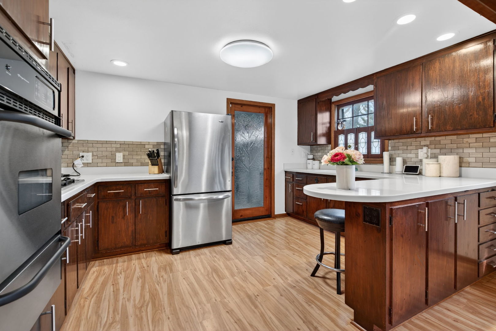 451 Colorado Avenue, Aurora, IL 60506