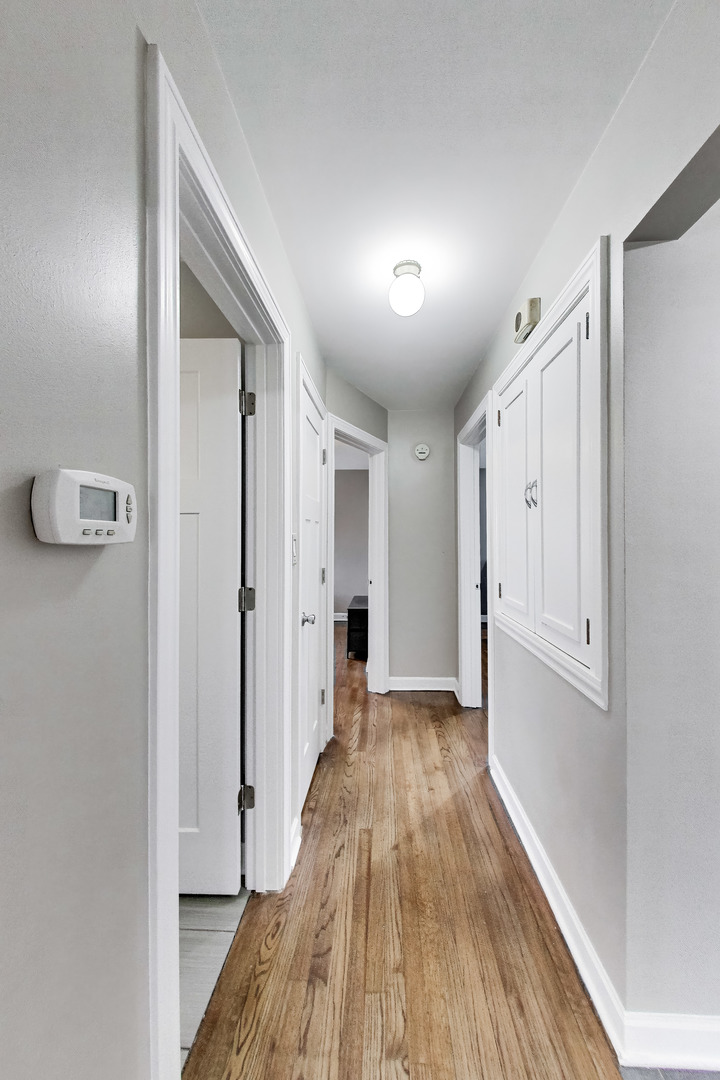 5117 N Newland Avenue, Chicago, IL 60656