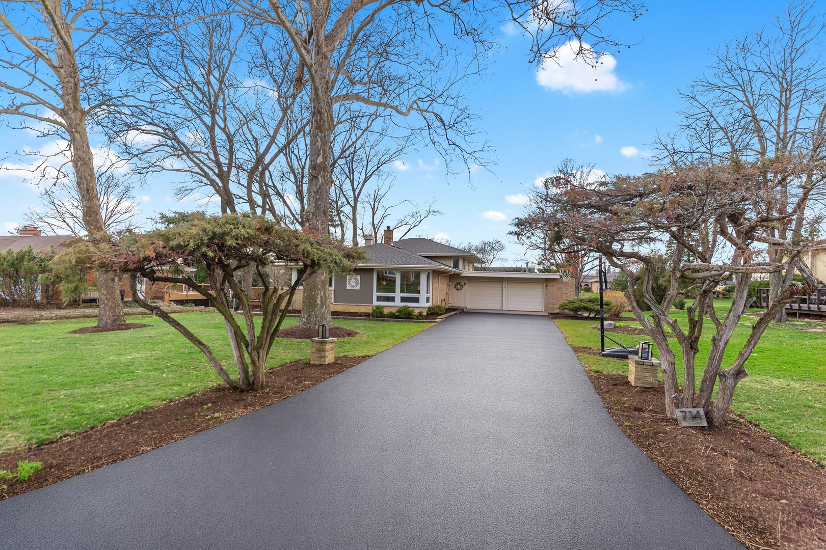 1S714 Westview Avenue, Lombard, IL 60148