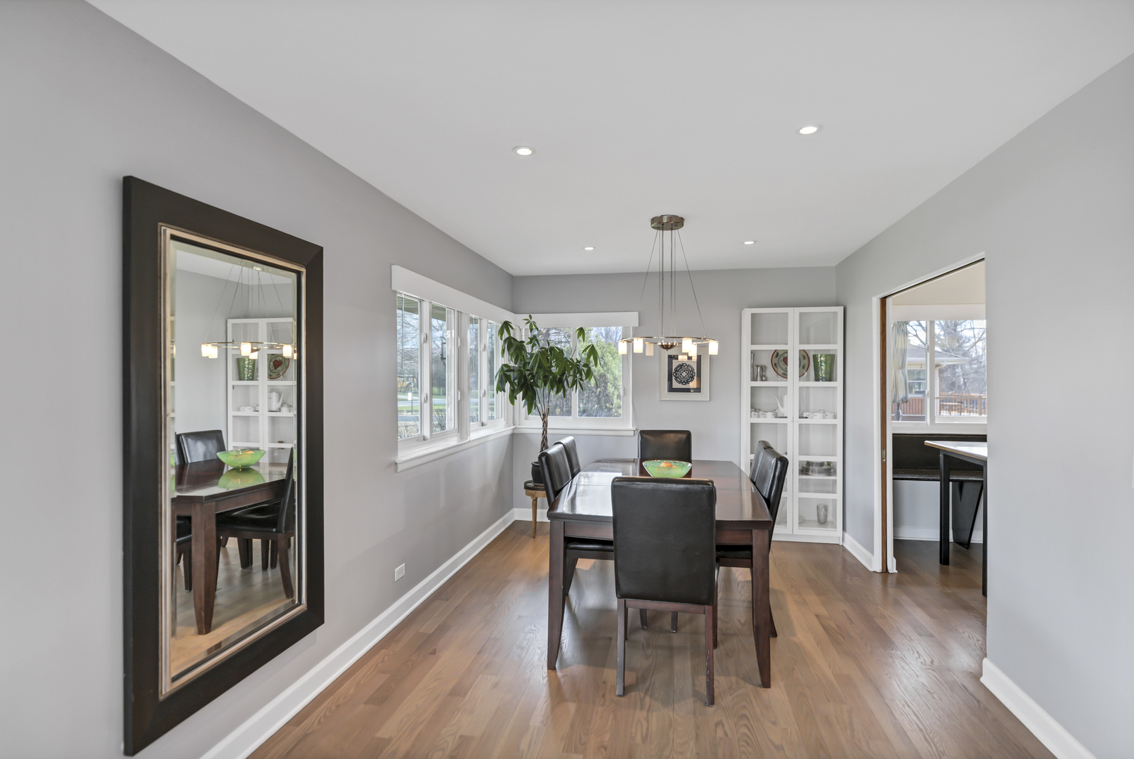 1S714 Westview Avenue, Lombard, IL 60148