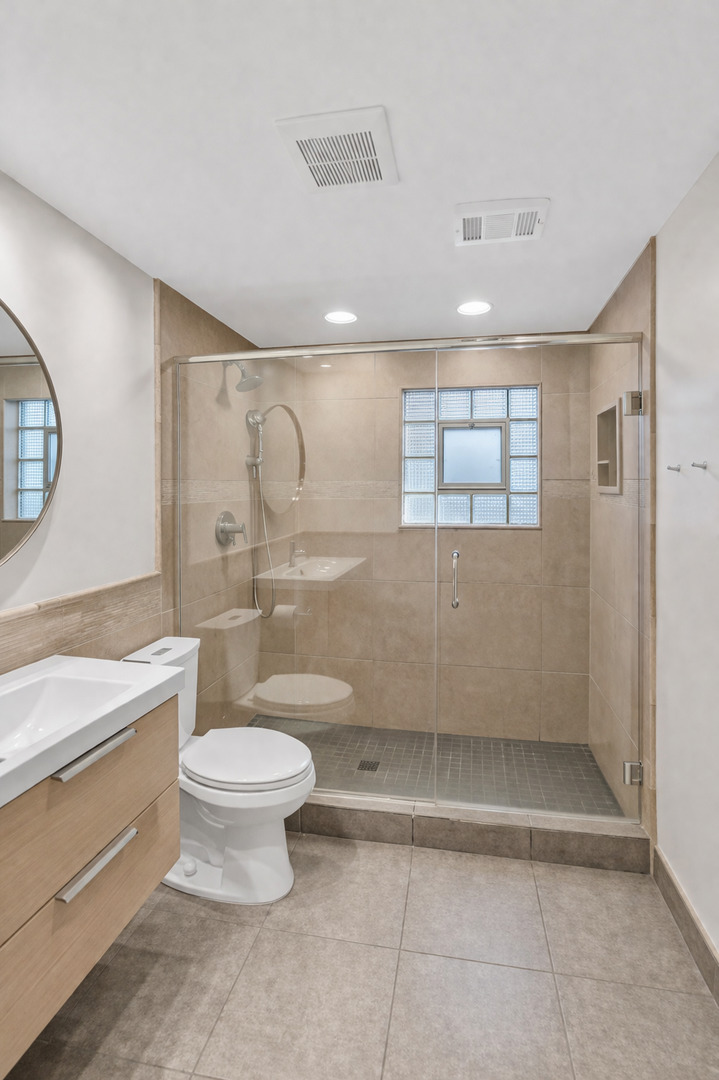 1S714 Westview Avenue, Lombard, IL 60148