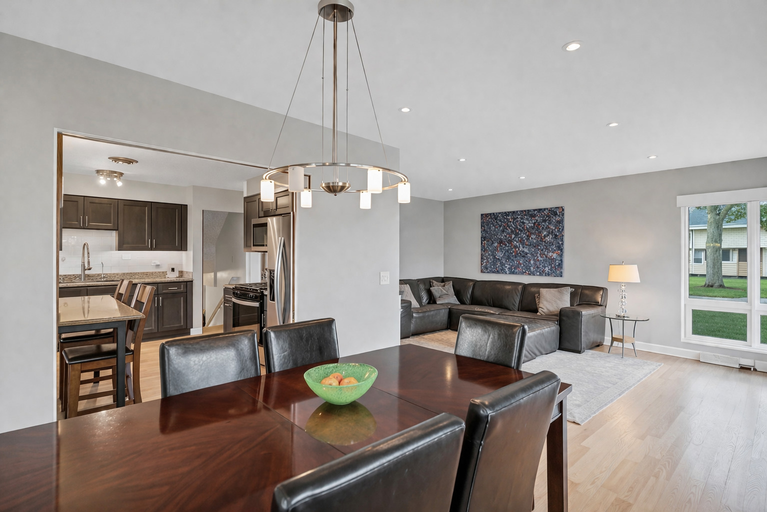 1S714 Westview Avenue, Lombard, IL 60148