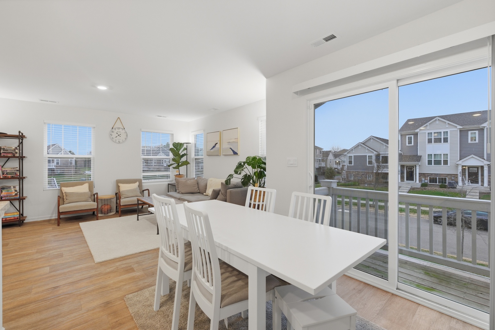 3837 Currant Lane, Elgin, IL 60124