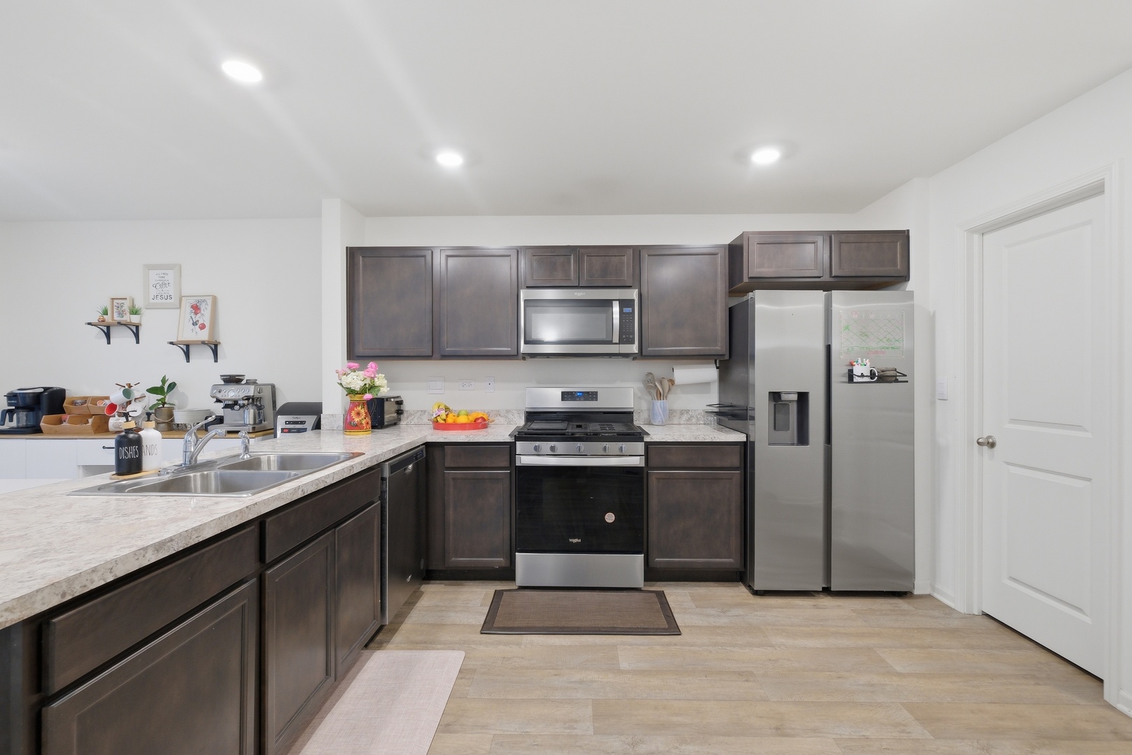 3837 Currant Lane, Elgin, IL 60124