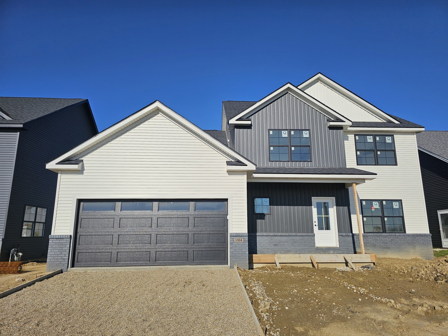 1304 Woodbine Road, Bloomington, IL 61704