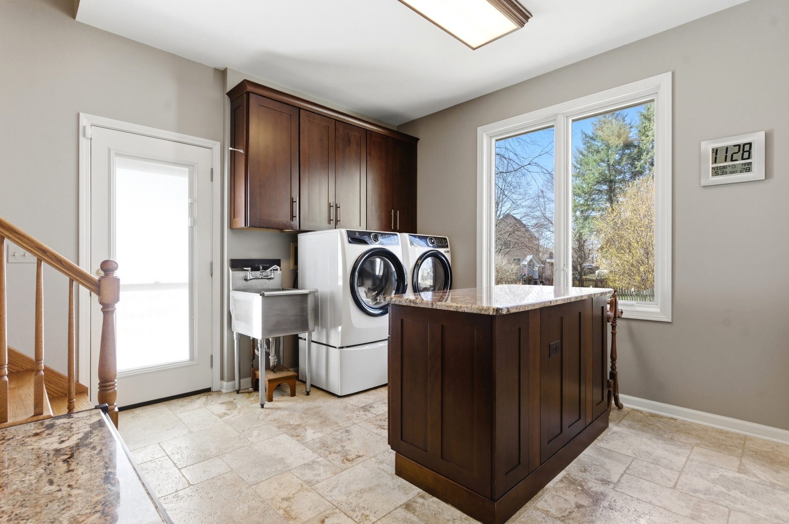 4029 Broadmoor Circle, Naperville, IL 60564