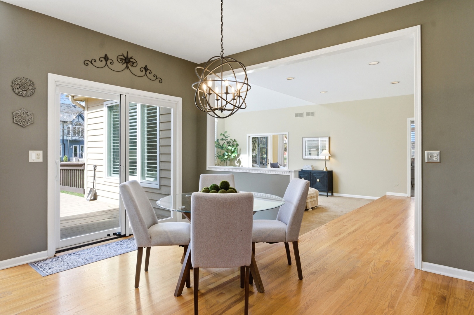 4029 Broadmoor Circle, Naperville, IL 60564