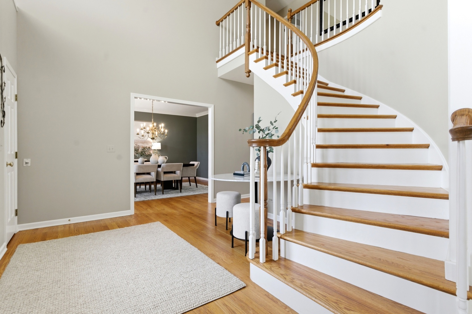 4029 Broadmoor Circle, Naperville, IL 60564