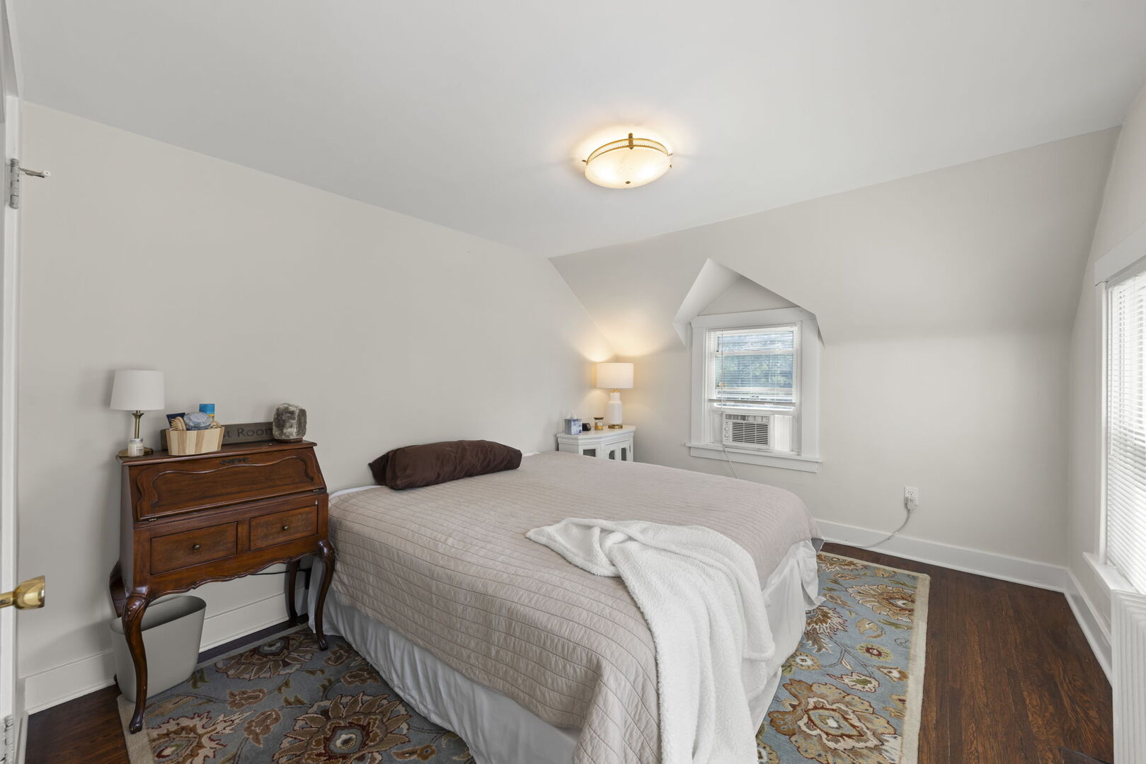 362 1/2 River Bluff Road, Elgin, IL 60120