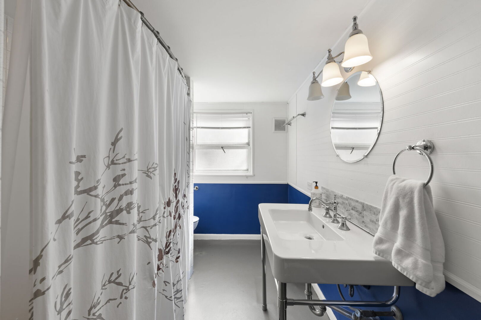 362 1/2 River Bluff Road, Elgin, IL 60120