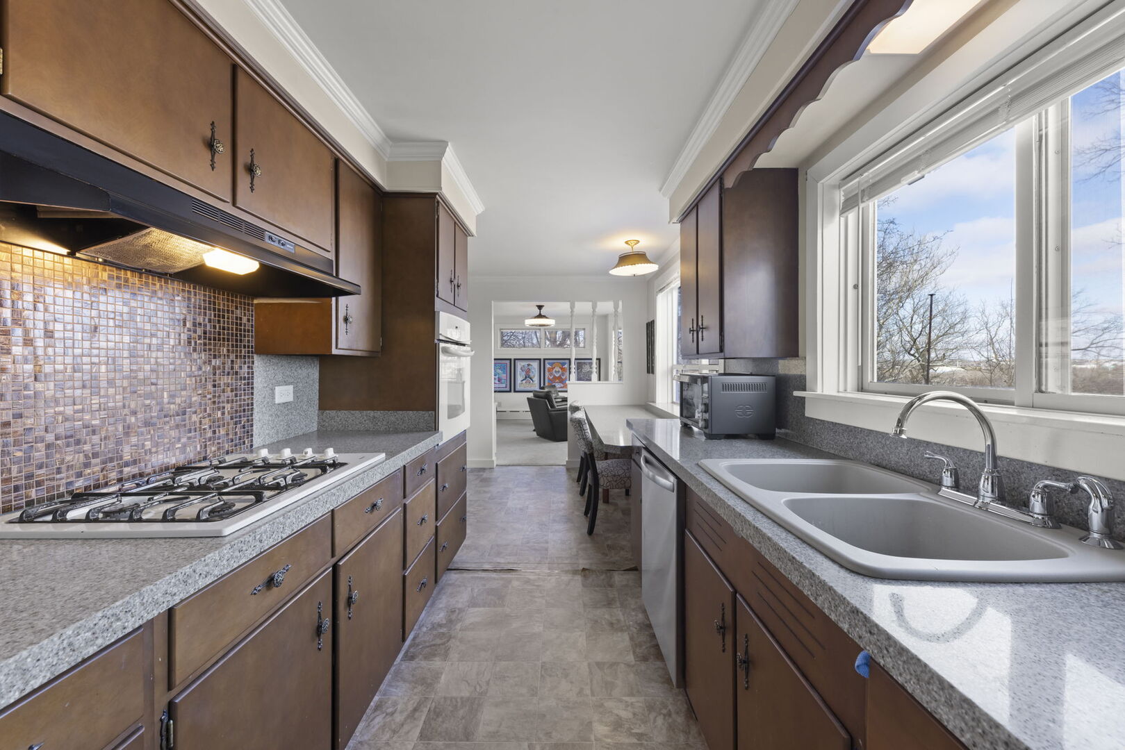 362 1/2 River Bluff Road, Elgin, IL 60120