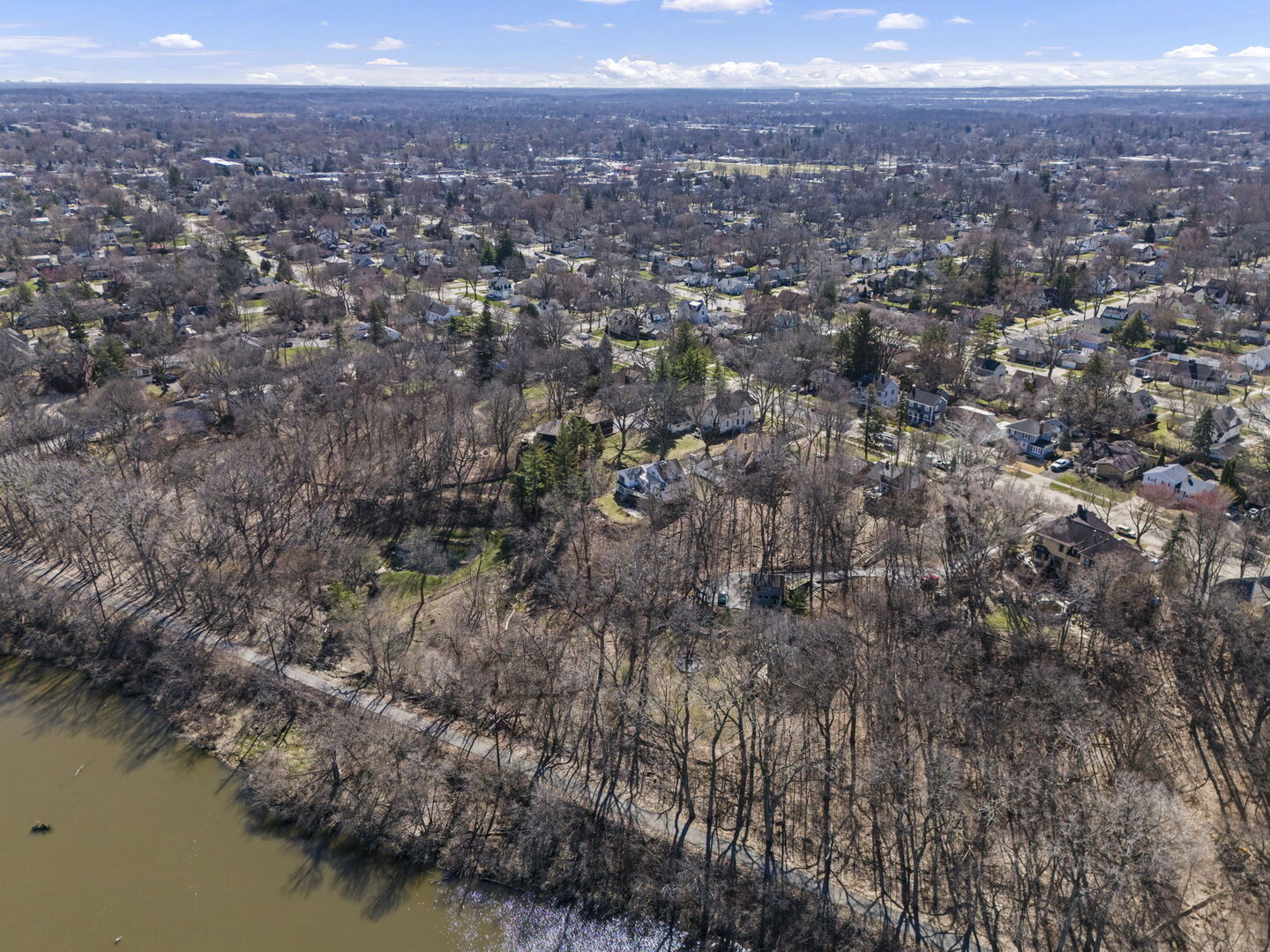 362 1/2 River Bluff Road, Elgin, IL 60120