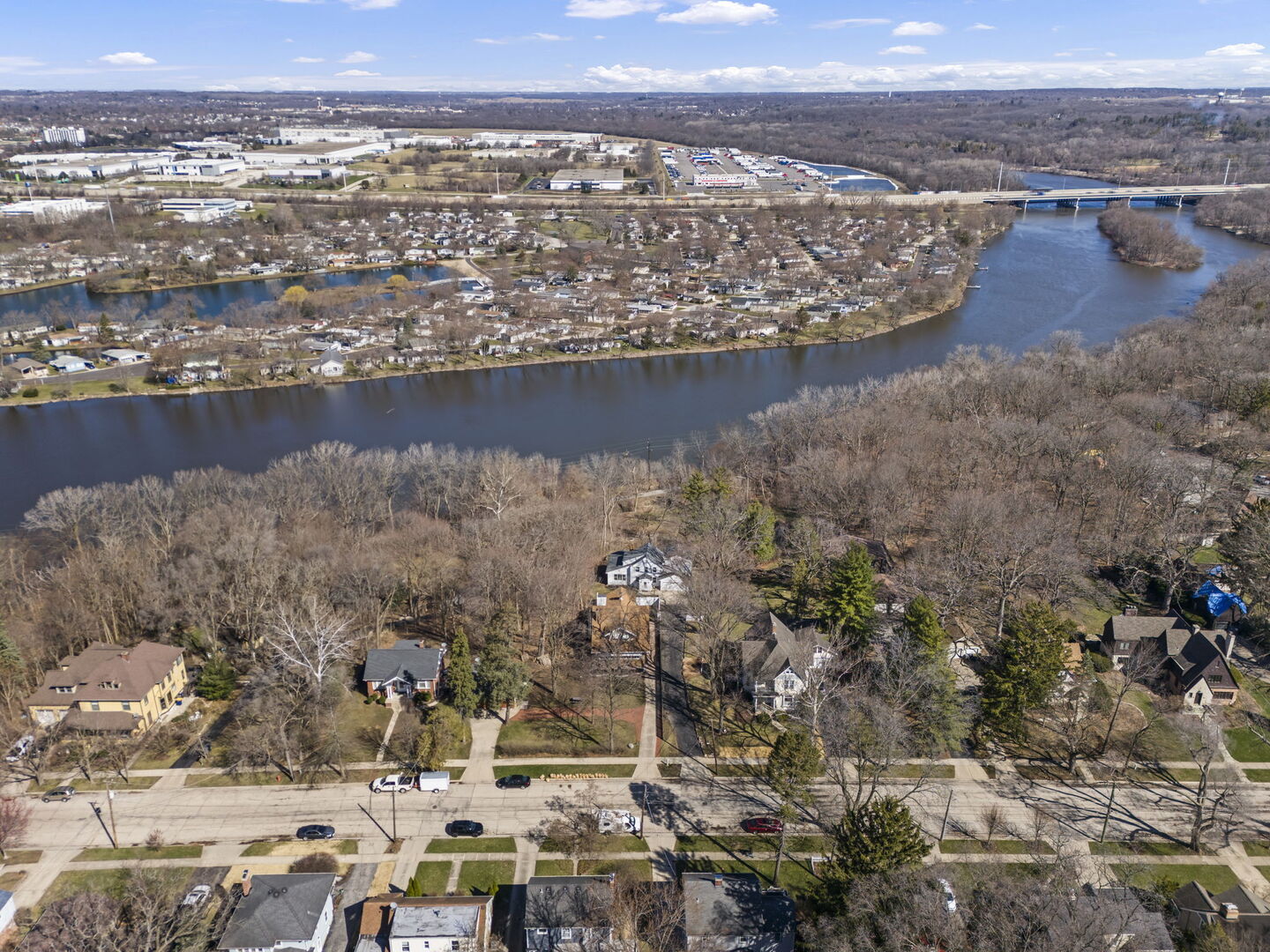 362 1/2 River Bluff Road, Elgin, IL 60120