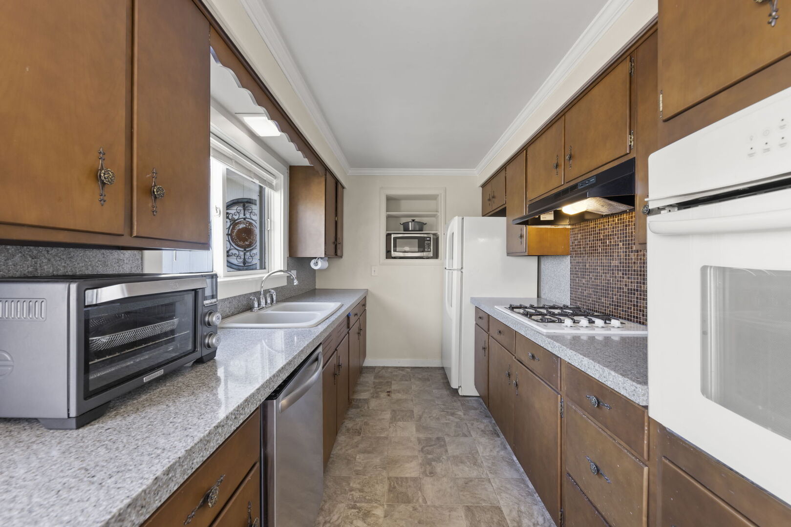 362 1/2 River Bluff Road, Elgin, IL 60120