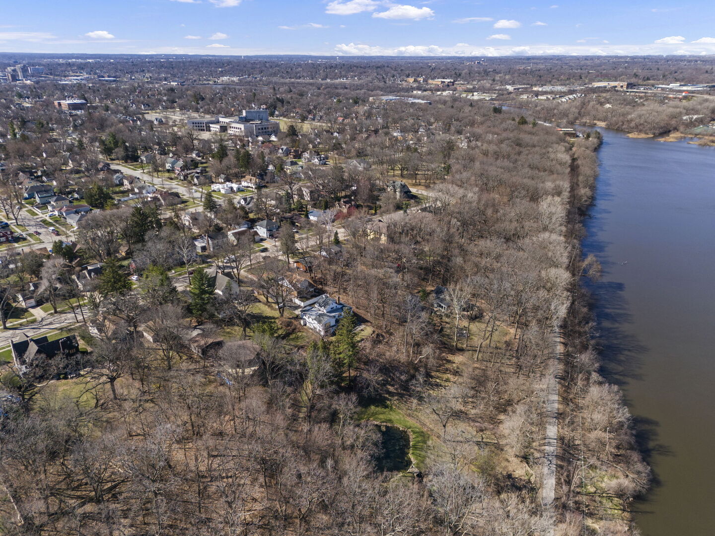 362 1/2 River Bluff Road, Elgin, IL 60120