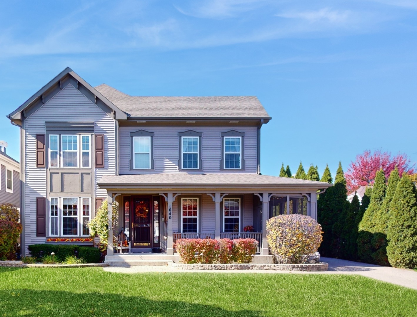 1640 S NEWTON Avenue, Park Ridge, IL 60068