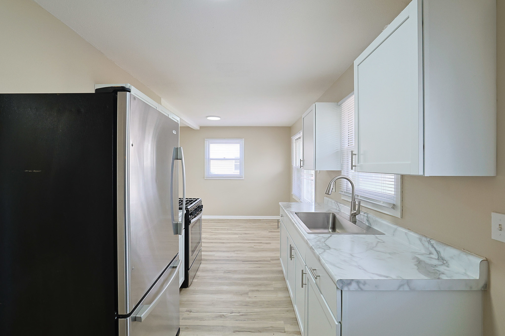 107 Georgine Street, Crystal Lake, IL 60014