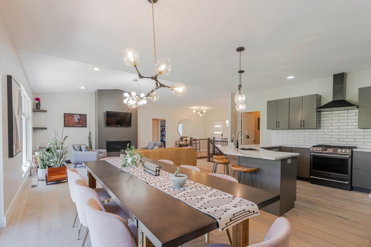 338 Shaggybark Trail, Morton, IL 61550